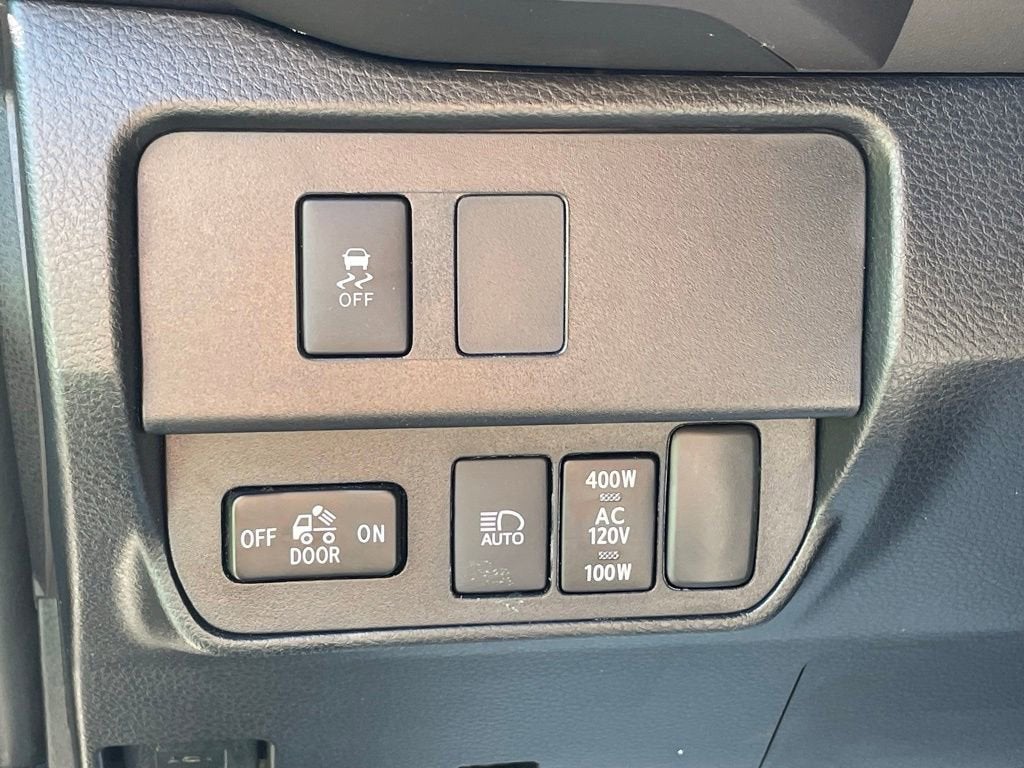 2021 Toyota Tacoma 4WD SR