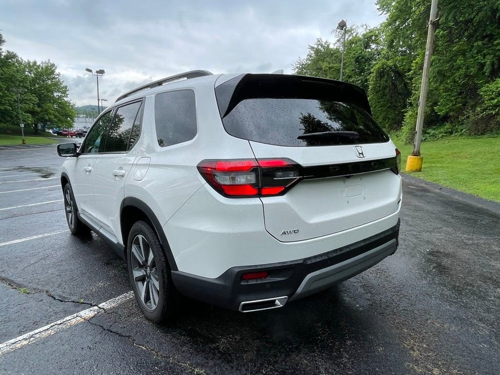 2025 Honda Pilot Touring