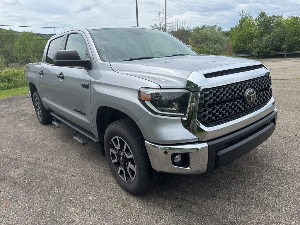 2020 Toyota Tundra SR5 5.7L 4WD Crew Max Short Bed's photo