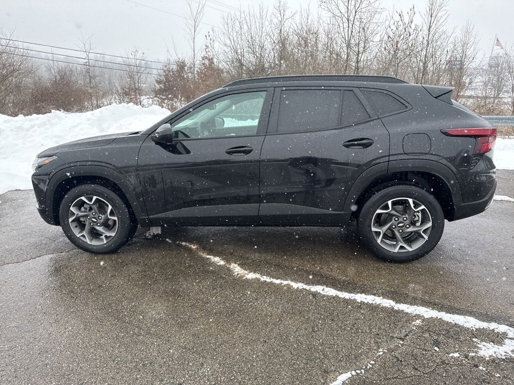 2024 Chevrolet Trax LT