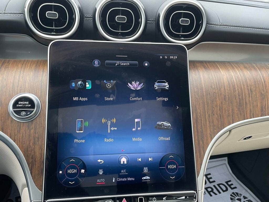 2024 Mercedes-Benz GLC GLC 300