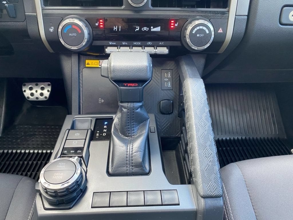2025 Toyota Tacoma Hybrid TRD Sport 4WD
