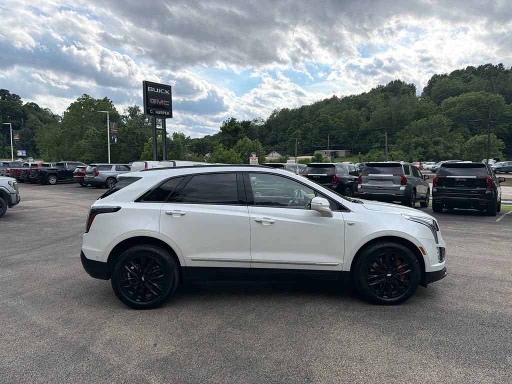 2024 Cadillac XT5 Sport