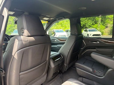 2022 Cadillac Escalade Luxury