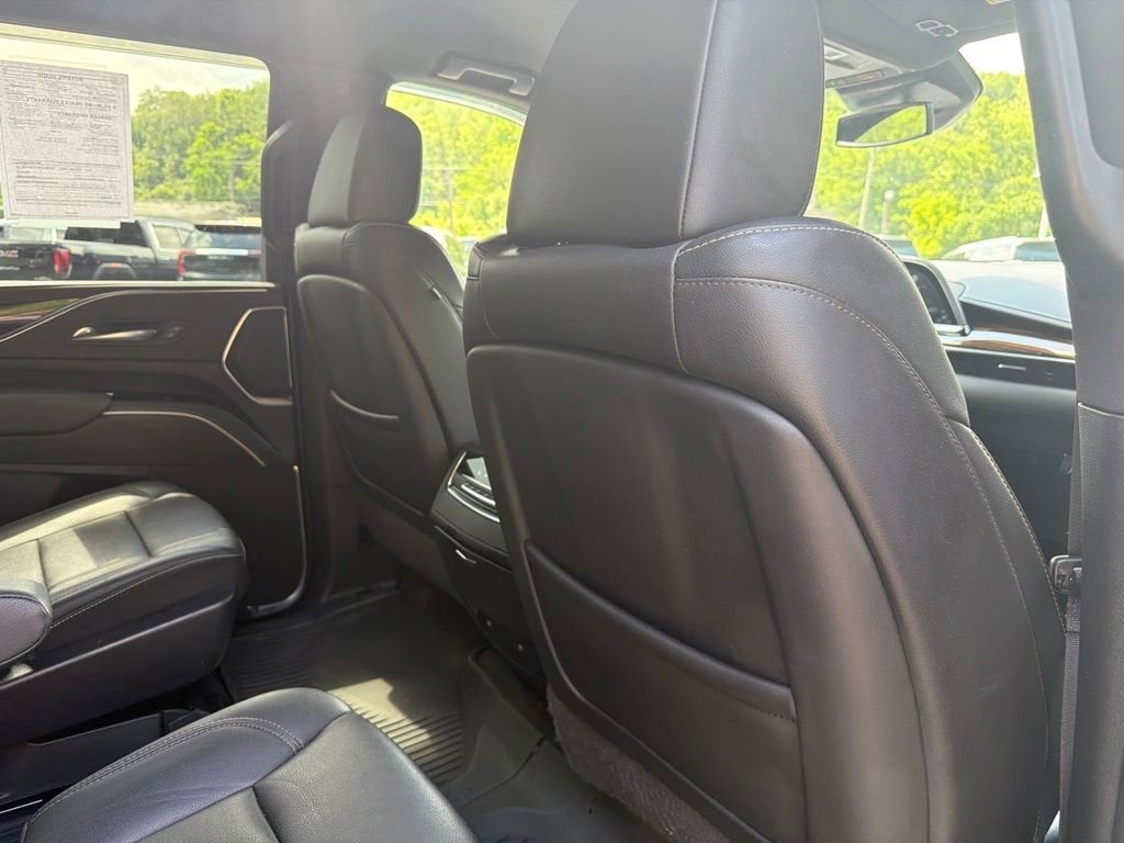 2022 Cadillac Escalade Luxury
