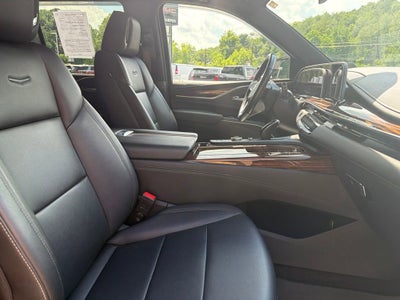 2022 Cadillac Escalade Luxury