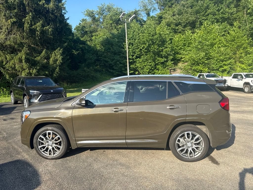 2023 GMC Terrain Denali