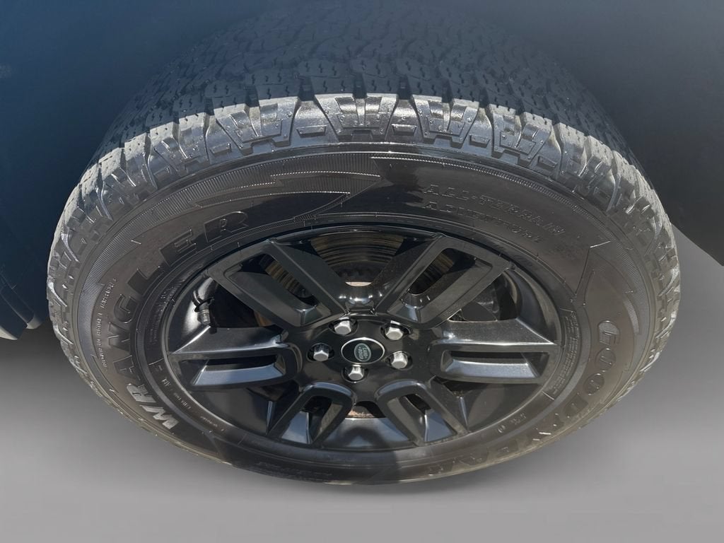2022 Land Rover Defender 110 S