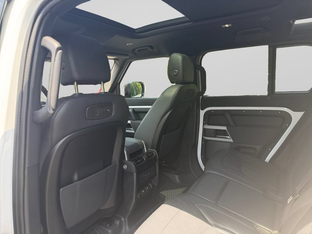 2022 Land Rover Defender 110 S