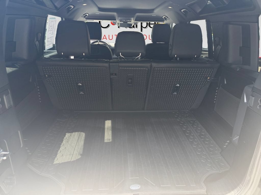 2022 Land Rover Defender 110 S