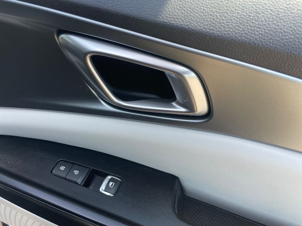 2022 Kia Carnival LX