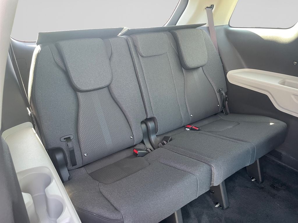 2022 Kia Carnival LX