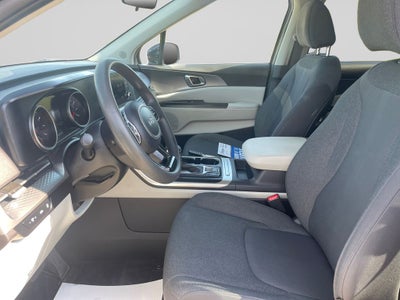 2022 Kia Carnival LX