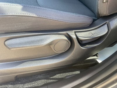 2022 Kia Carnival LX
