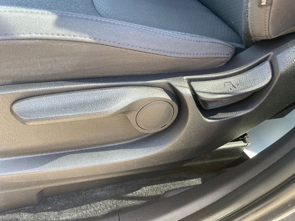 2022 Kia Carnival LX
