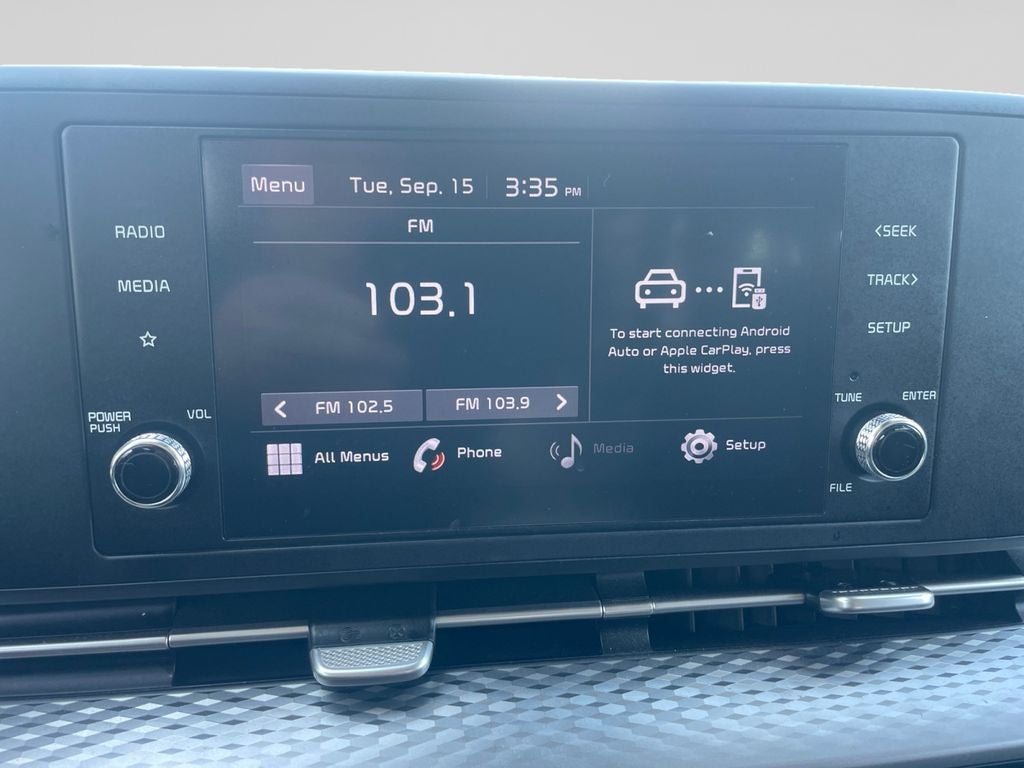 2022 Kia Carnival LX