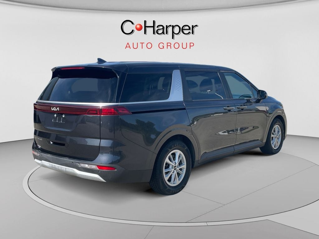 2022 Kia Carnival LX