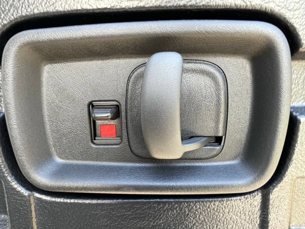 2025 Chevrolet Express Cargo Work Van - Photo 15