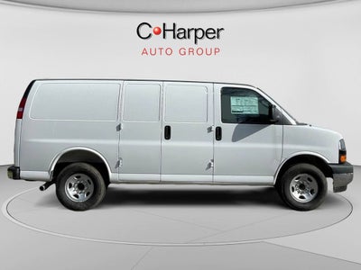 2025 Chevrolet Express Cargo WT