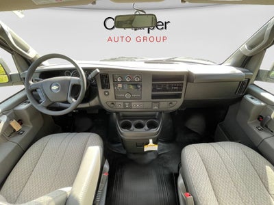 2025 Chevrolet Express Cargo WT