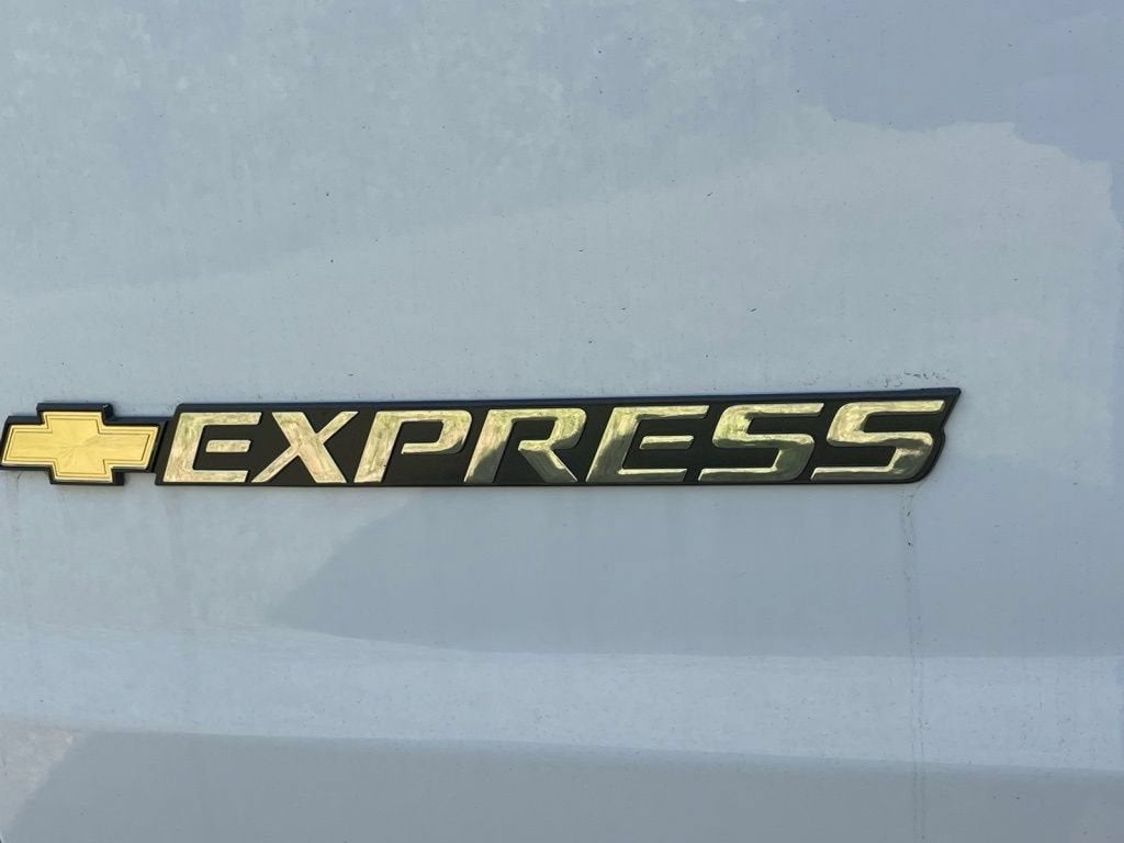 2025 Chevrolet Express Cargo Work Van - Photo 23
