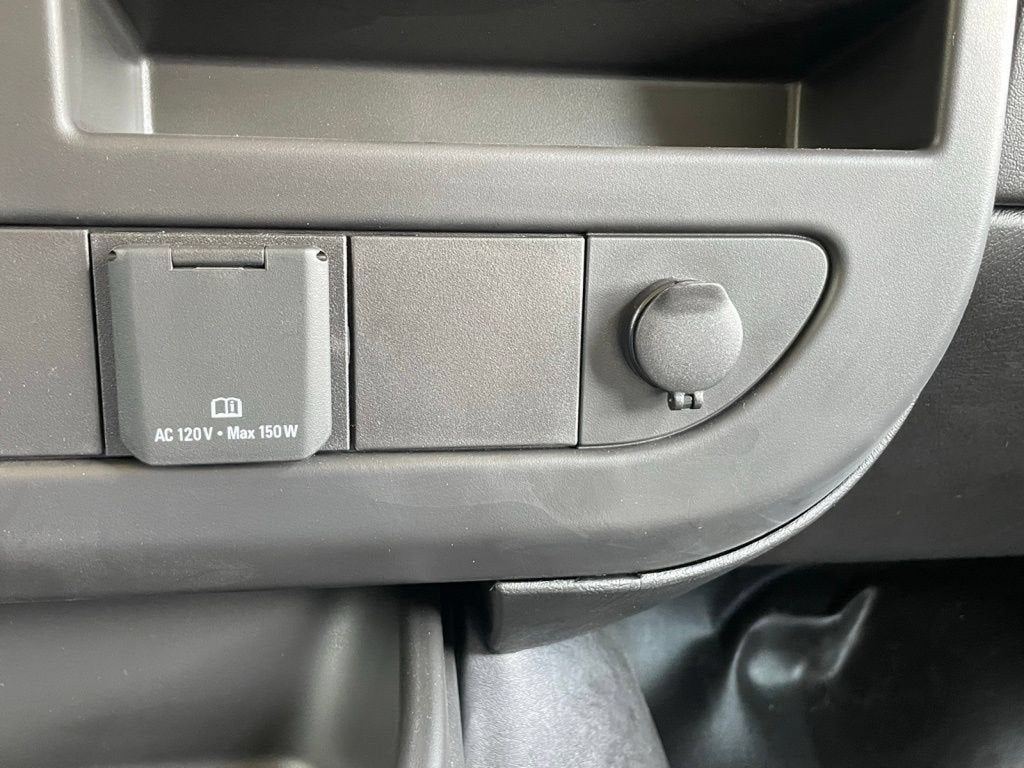 2025 Chevrolet Express Cargo Work Van - Photo 33
