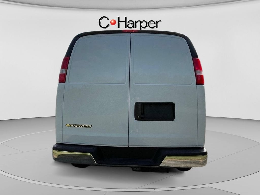 2025 Chevrolet Express Cargo Work Van - Photo 4