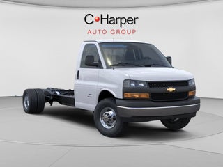 2026 Chevrolet Express Cutaway 3500 1WT
