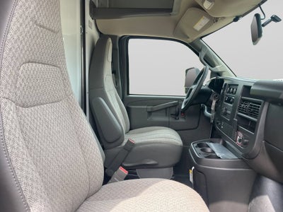 2026 Chevrolet Express Cutaway 3500 1WT
