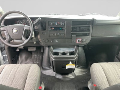 2026 Chevrolet Express Cutaway 3500 1WT