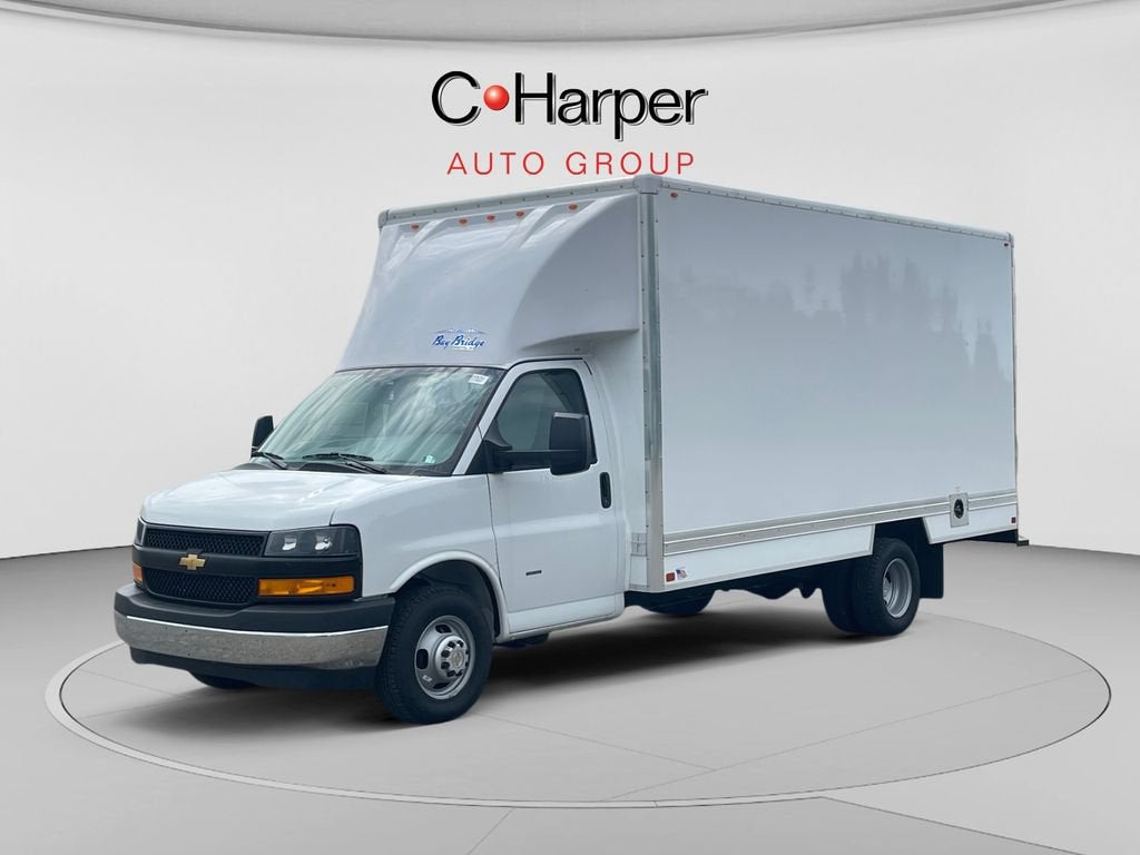 2026 Chevrolet Express Cutaway 3500 1WT