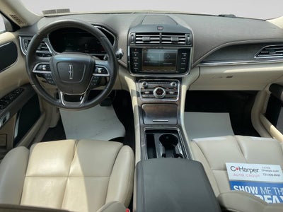 2017 Lincoln Continental Premiere