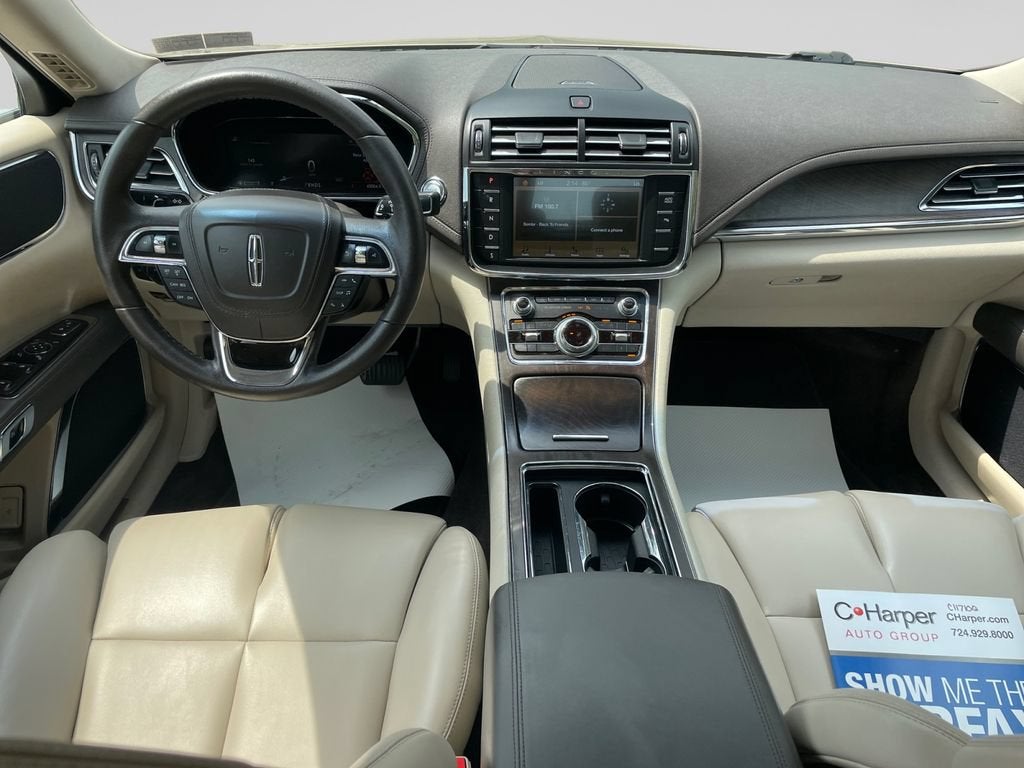 2017 Lincoln Continental Premiere