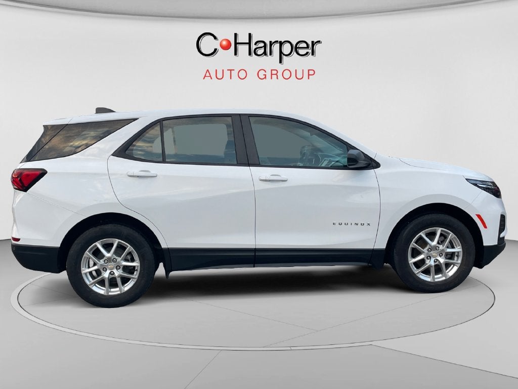 2022 Chevrolet Equinox LS