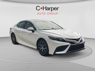 2022 Toyota Camry SE AWD