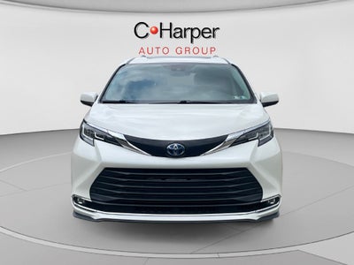 2021 Toyota Sienna XLE
